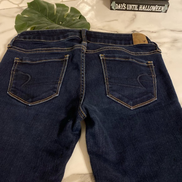 American Eagle Dark Wash Jeans - Picture 3 of 3